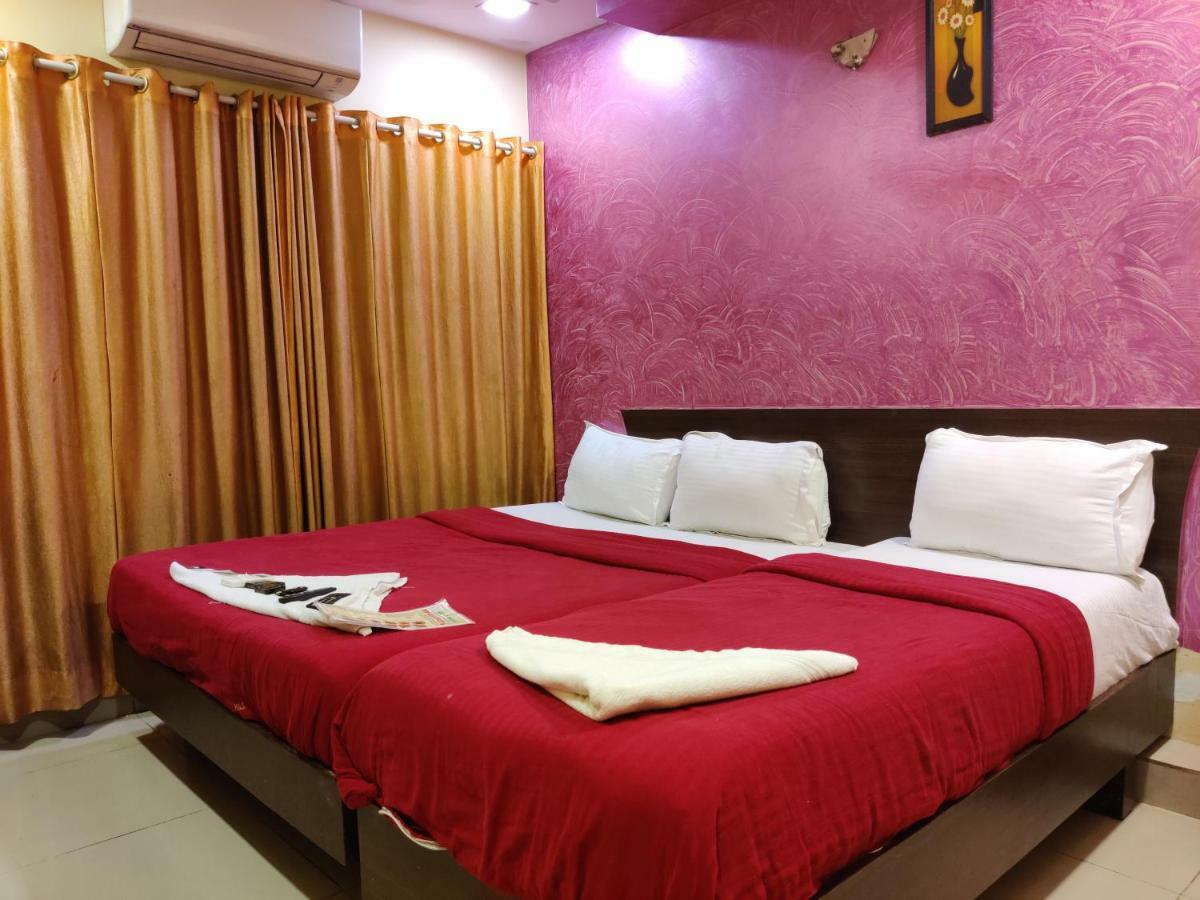 Hotel O Golden Sagar Mumbai Exterior foto